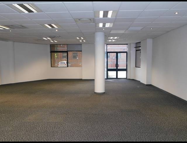 314M² OFFICE TO LET IN PARKTOWN